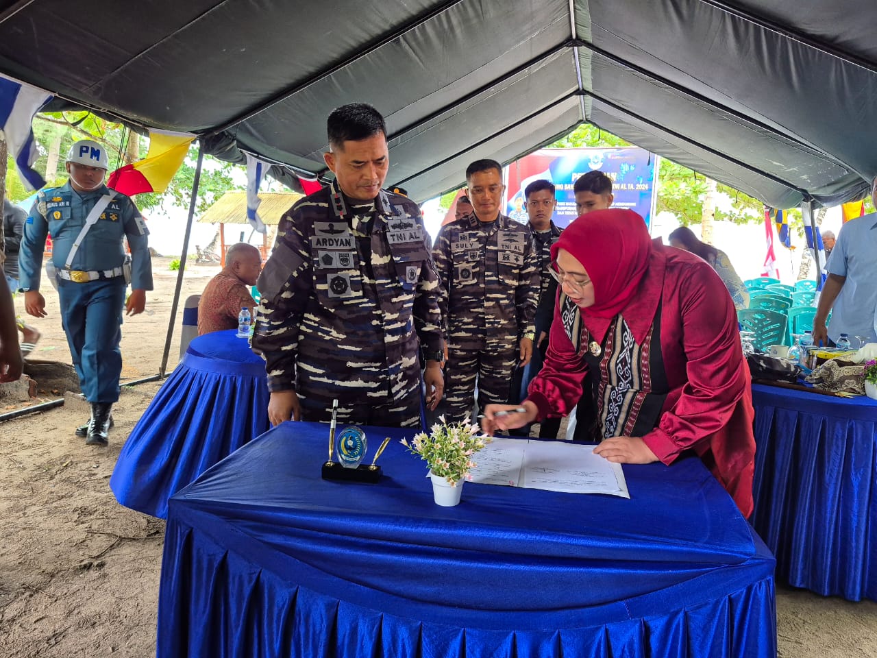 af83c107-69fe-45a3-b628-b420d5691775