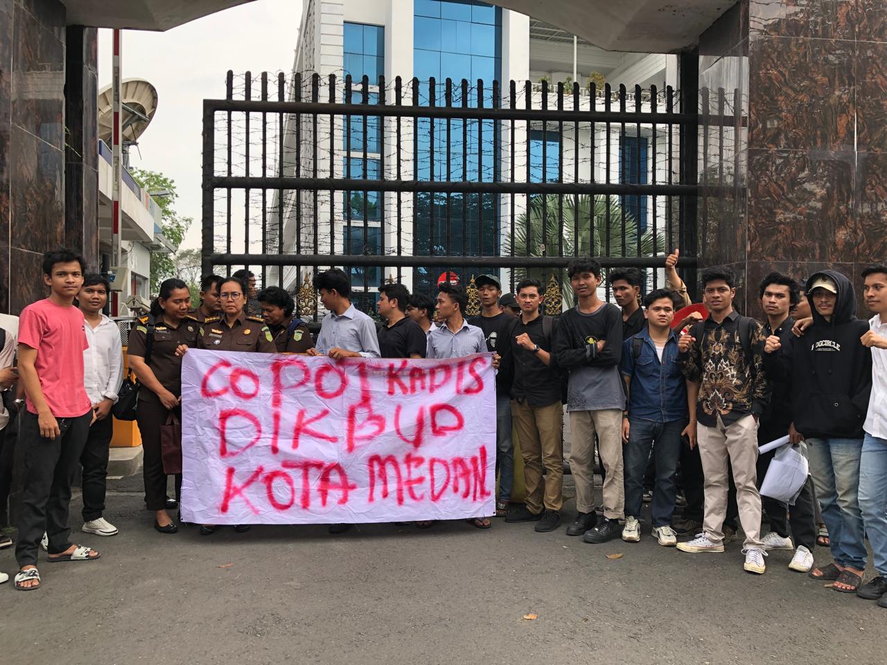 37d0c8da-7adc-43b7-8b0b-a35fe3185c7d