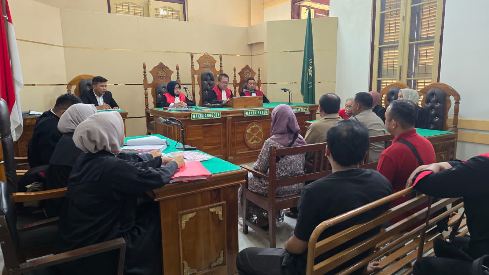 d4e18701-3b4a-4226-b0bf-a25f799e73e4